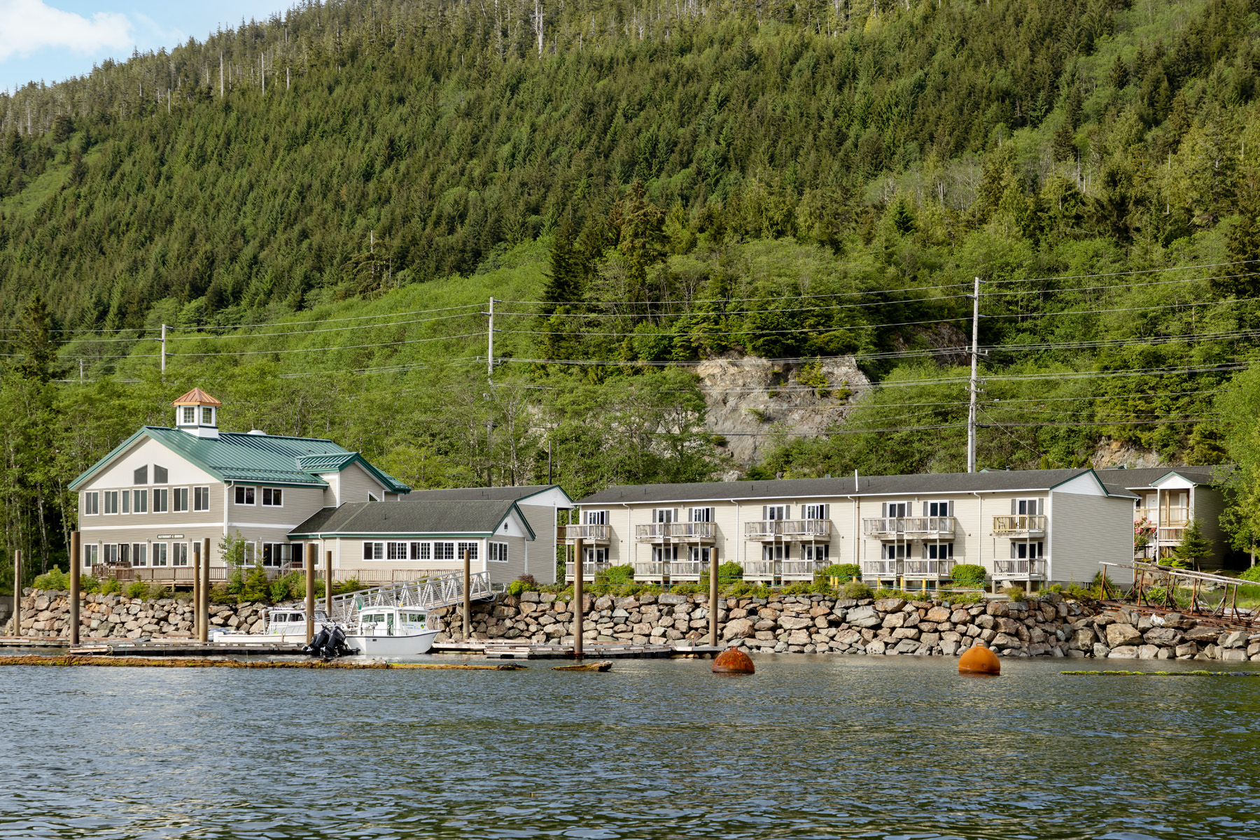 The Ketch Inn & Marina full property from the water